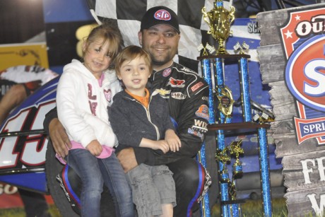 DS_Jackson2013_Win Donny shares victory lane with his niece (Amelia) and nephew (Oliver) at Jackson Speedway (Jerry Gossel).